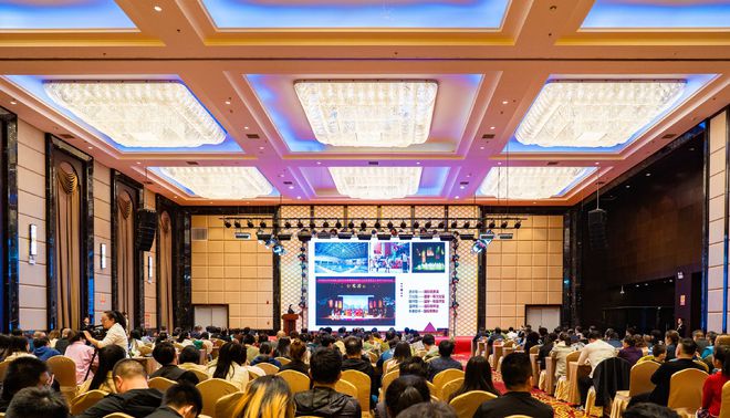 “爱上天池 爱在阜康”2019年阜康市举行全域旅游新产品发布会